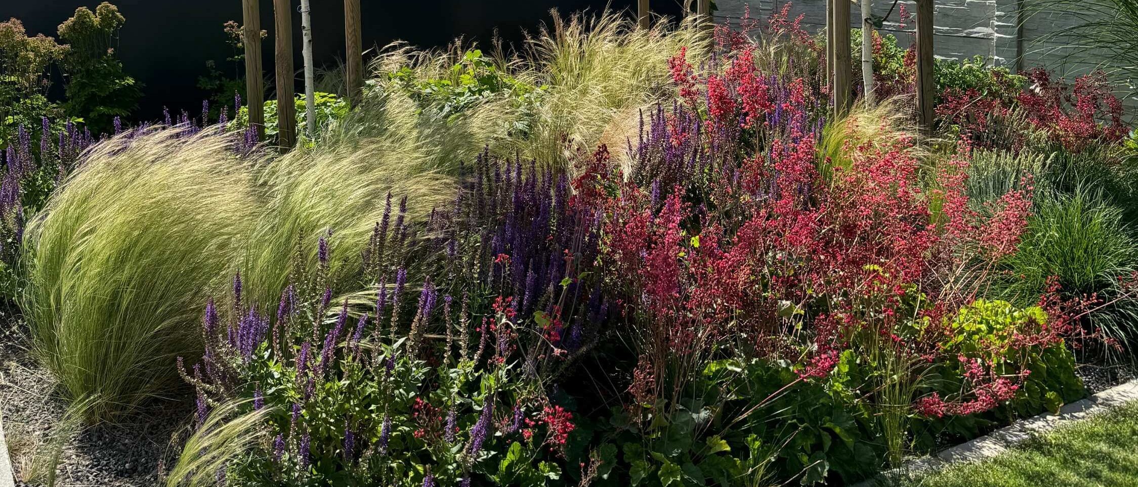 Design and implementation of gardens - design, planting and modern exterior landscaping - Creating flower beds and planting plants