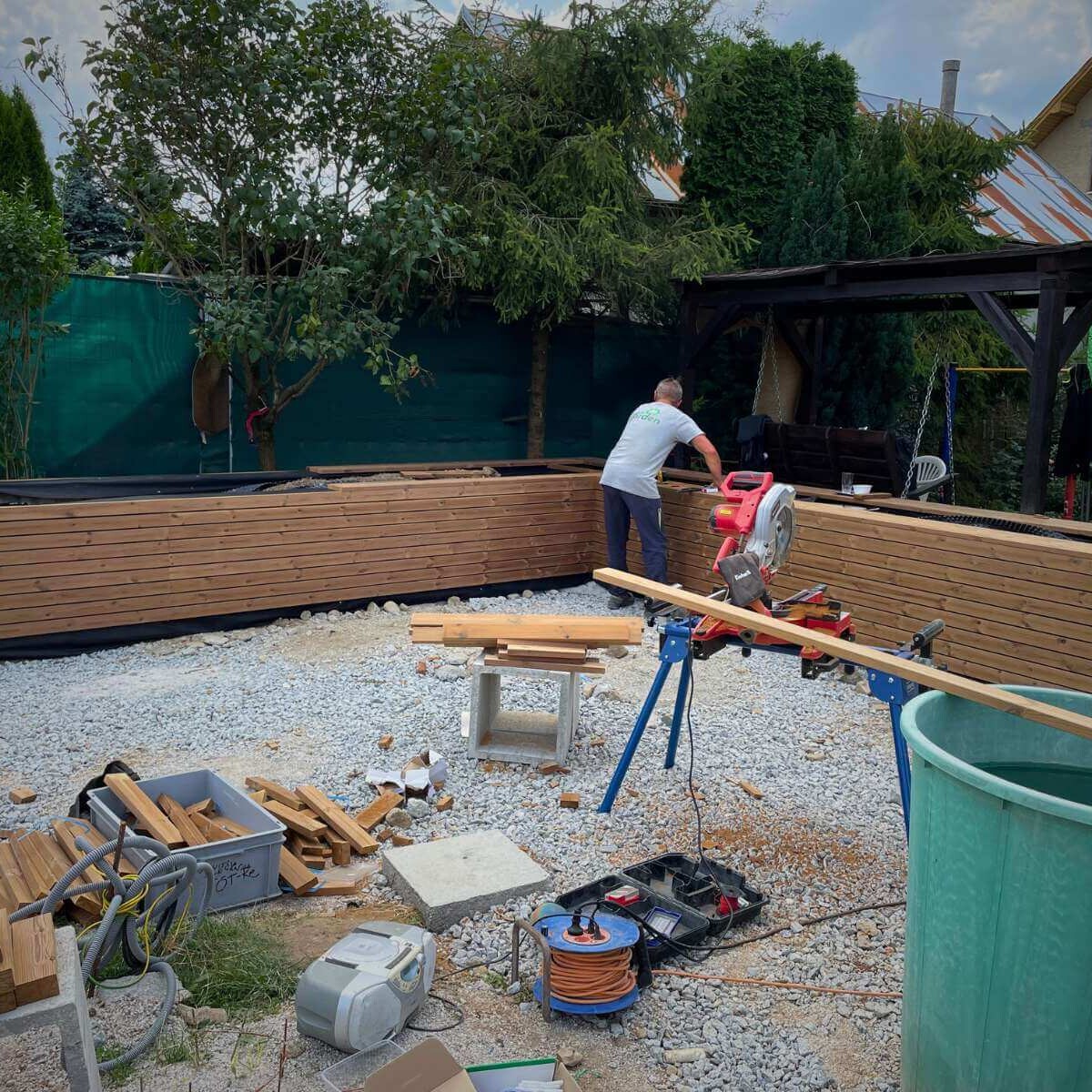 Raised beds with ornamental planting on the terrace from Dream Garden - a modern and functional solution