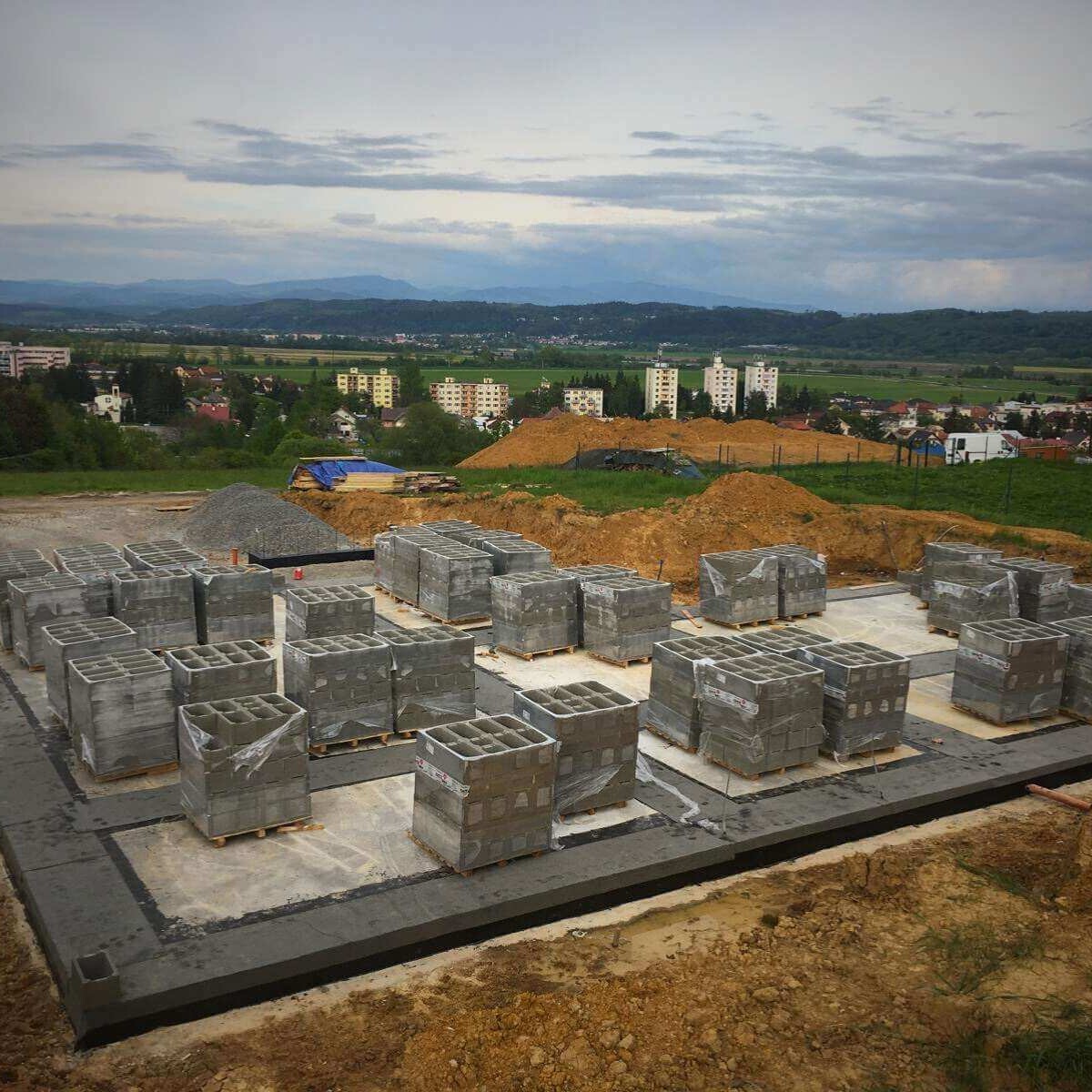 Construction of walls of a family house - masonry of perimeter walls during construction work by Dream Garden