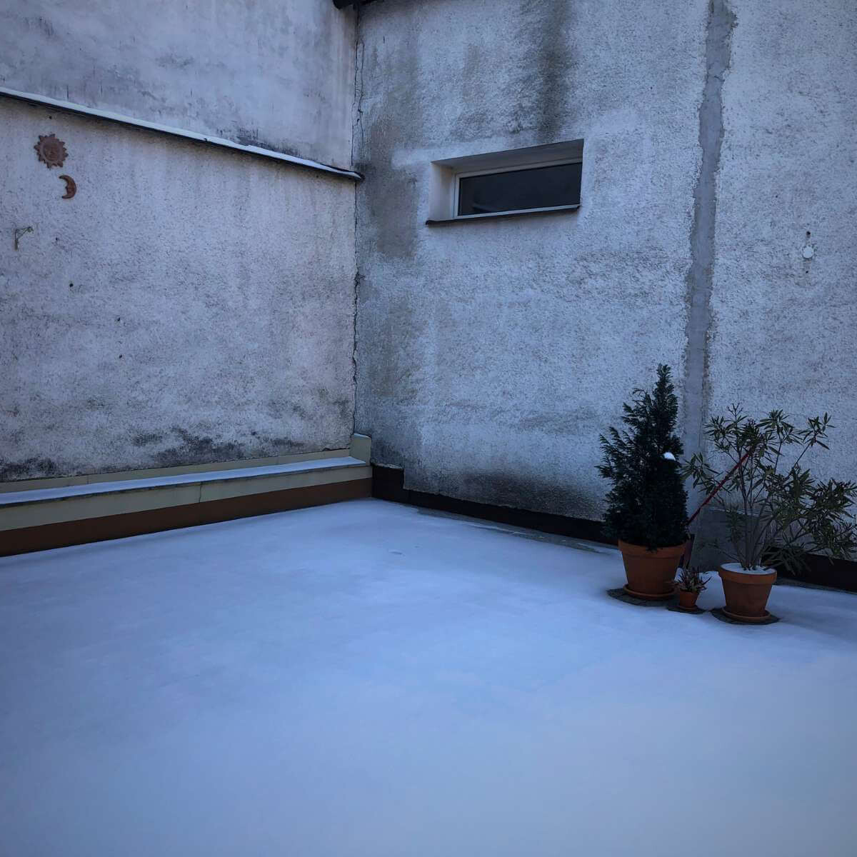 Exterior condition before the terrace was built by Dream Garden